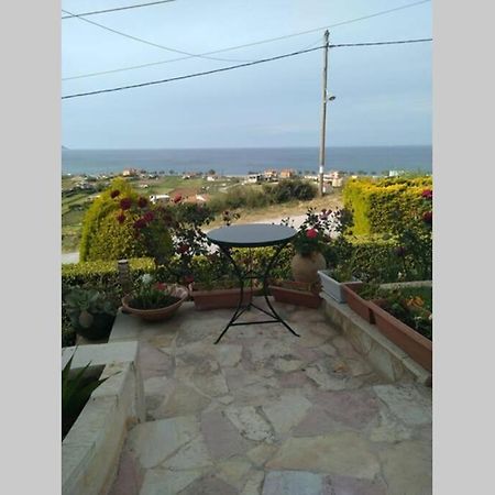 Villa Roses-Mourteri Exteriér fotografie
