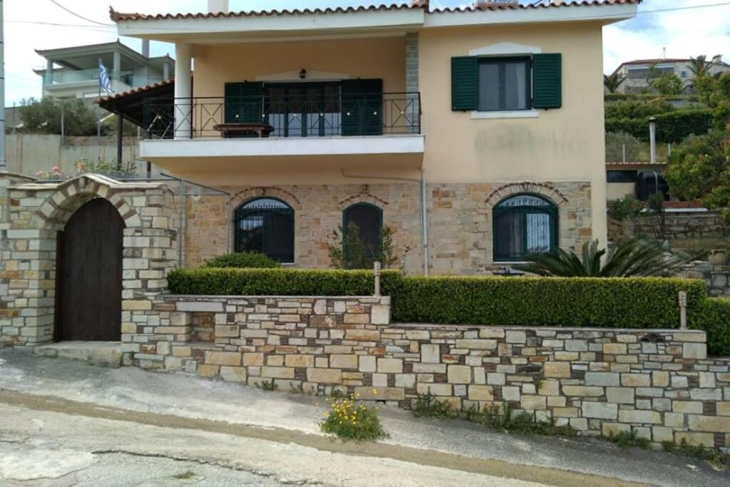 Villa Roses-Mourteri Exteriér fotografie