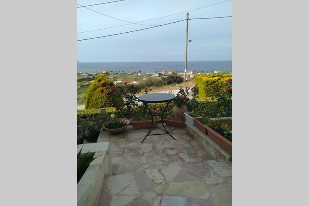 Villa Roses-Mourteri Exteriér fotografie